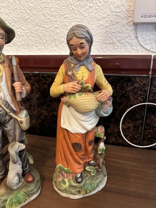 Pareja de figuras de porcelana vintage - campesino