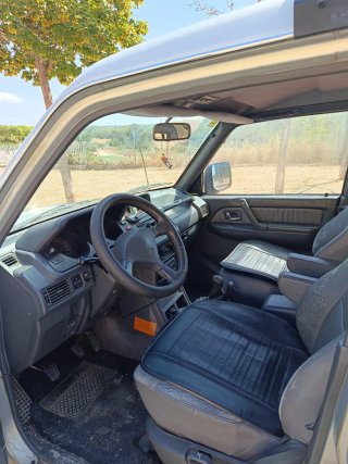 Mitsubishi Montero 1995