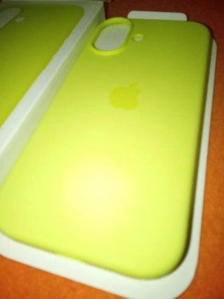 Funda Apple iPhone 17 Amarillo Neón
