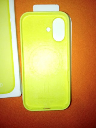 Funda Apple iPhone 17 Amarillo Neón