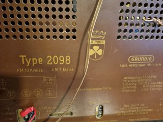Radio Grundig 2098 Válvulas