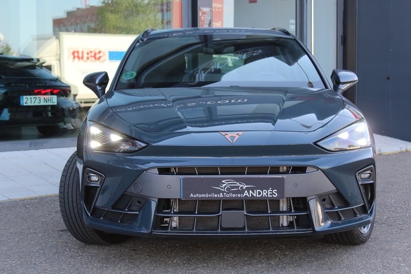 Cupra León 2025, foto 3