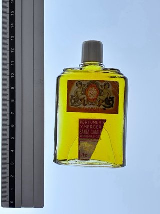 Colonia de flores del campo vintage.Cerrado.New
