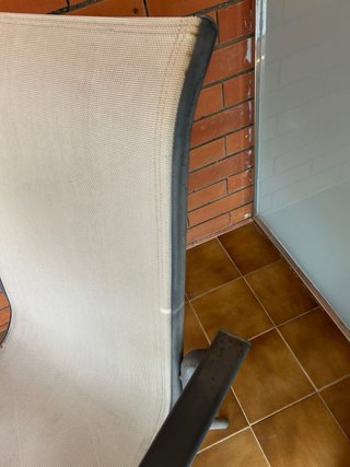 Sillón de jardín beige y gris