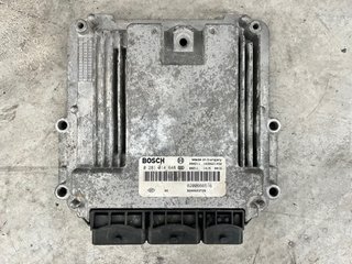 Centralita Motor Renault trafic2.0Dci