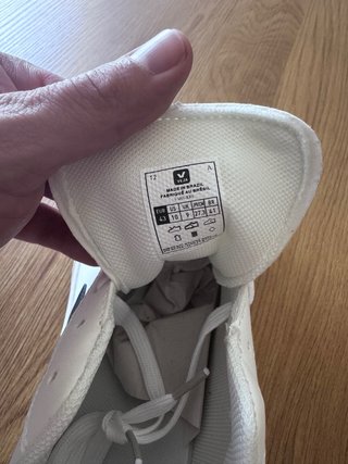 Veja Zapatillas Blancas y Negras