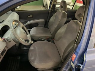Nissan Micra 2003 (AUTOMATICO)