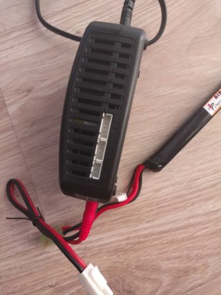 Cargador ASG 30W/3A LiPo/LiFe + Batería