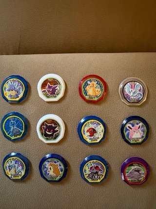 49 KRAKS Pokémon Nox y Roks