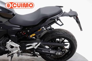 BMW F 900 XR