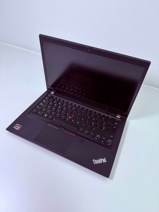 Portátil Lenovo ThinkPad T14s Gen 1 con procesador