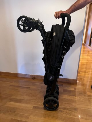 Silla de paseo Chicco Lite Way Negra + accesorios