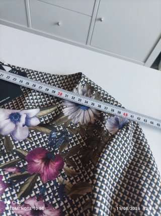 Blusa Cortefiel floral manga larga