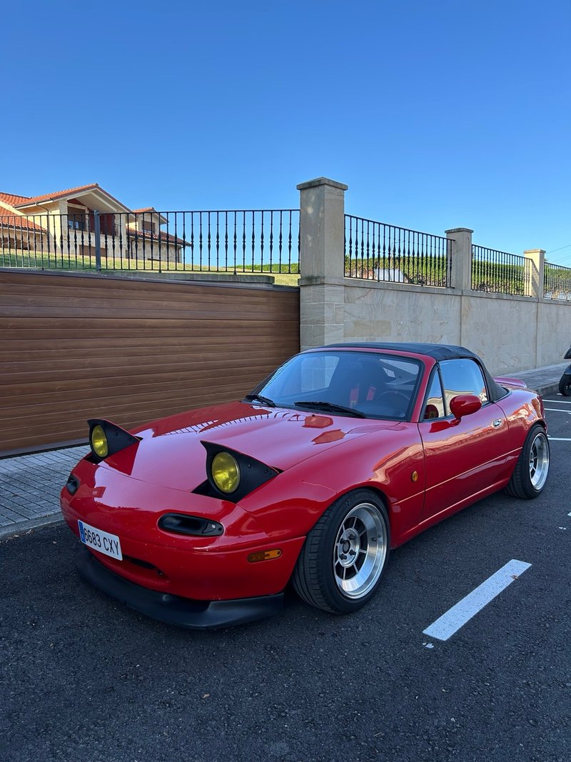 Mazda MX-5 Miata NA - foto 1