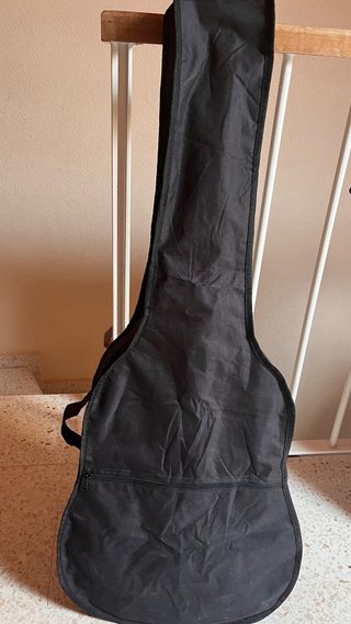 Guitarra Acústica + Funda y Accesorios
