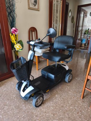 Silla eléctrica con cesta