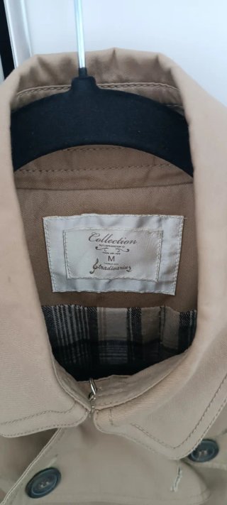 Gabardina Stradivarius Beige Talla M