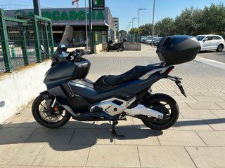 Honda Forza 750 Azul - Abril 2023
