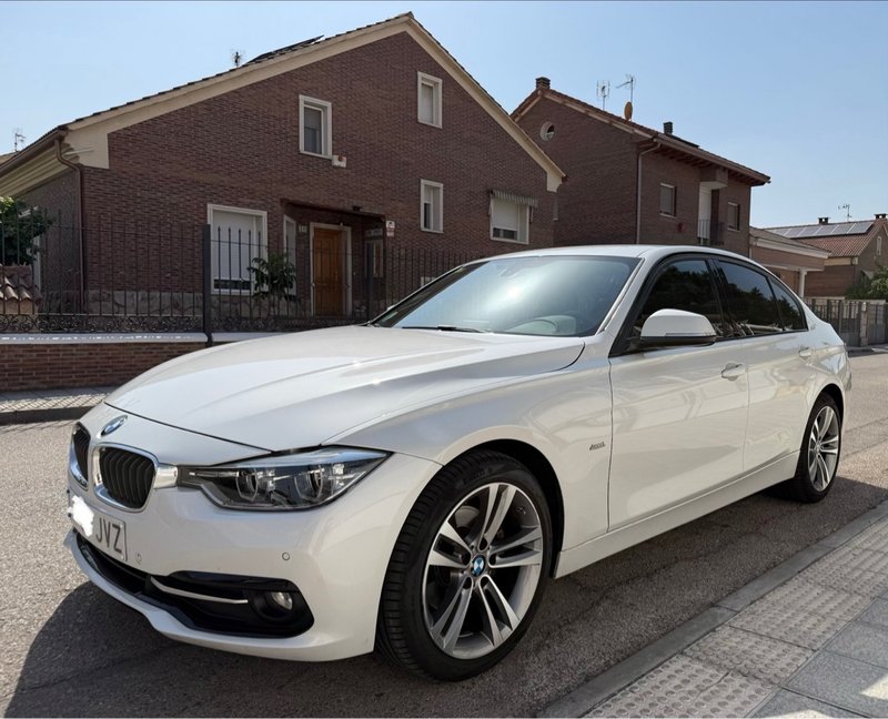 BMW Serie 3 2017, foto 2