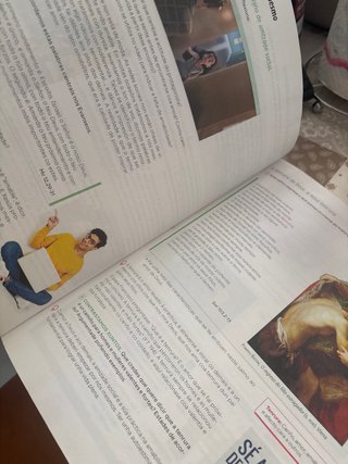 Relixión Católica. 4 Secundaria Edén. Revoa