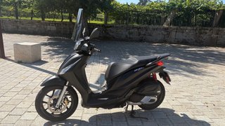 Piaggio Medley 125 S Negra