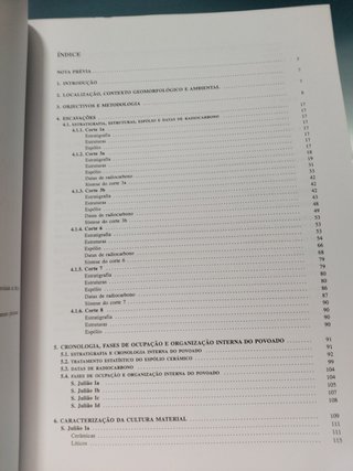 Cadernos de Arqueología. Monografías. O Povoado de Sâo Juliâo, Vila Verde, Norte de Portugal, nos finais da idade do bronze e na transiçâo para idade de ferro