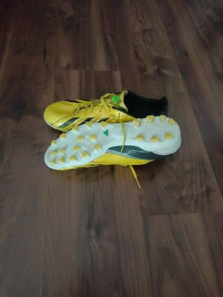 Zapatillas Adidas Fútbol Tacos Amarillas