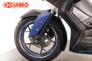 YAMAHA XMAX 300