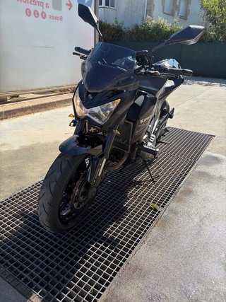 Kawasaki Z 800 full abs naked