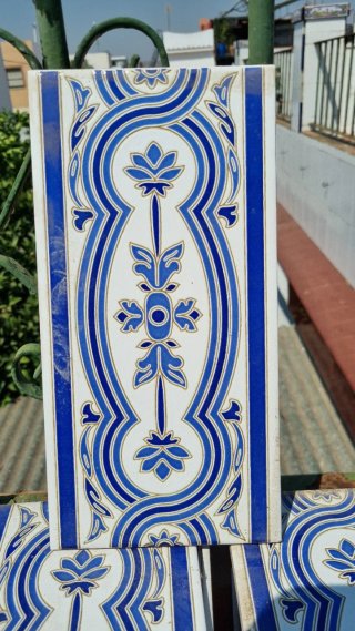 Azulejos Patio Sevillano Azul y Dorado
