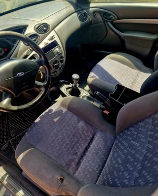 Ford Focus 2000