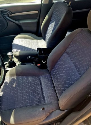 Ford Focus 2000
