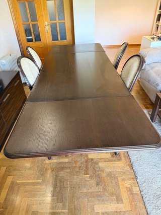 Conjunto mesa y 4 sillas madera estilo clásico