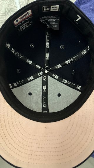 Gorra New Era NY On Field azul rosa
