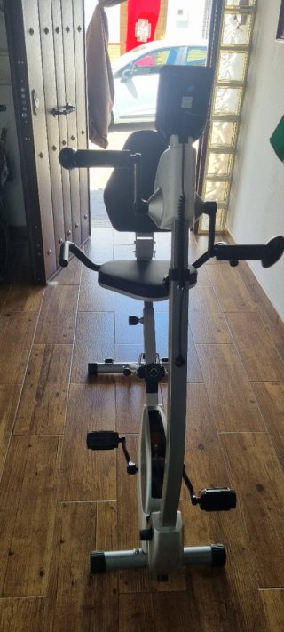 Bicicleta estática para rehabilitación