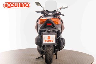 YAMAHA XMAX 300