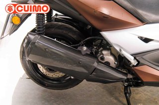 YAMAHA XMAX 300