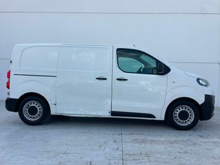 Peugeot Expert Taller 115 cv. -Golpe Lat.- 10.500€