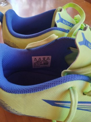 Botas de fútbol Puma Talla 36