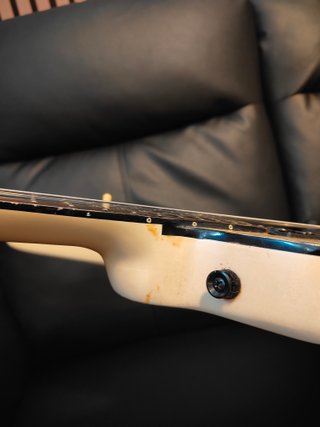 Guitarra eléctrica Maeari Explorer made in Korea