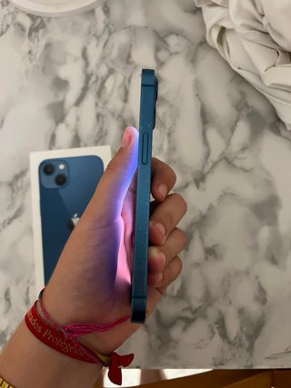 iPhone 13 256GB Azul - Buen estado