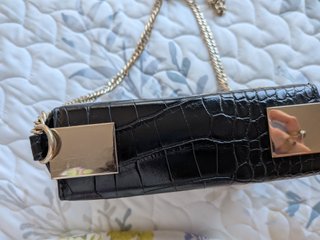 Bolso fiesta piel vegana negro y dorado