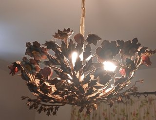 Lámpara de techo floral metal y porcelana