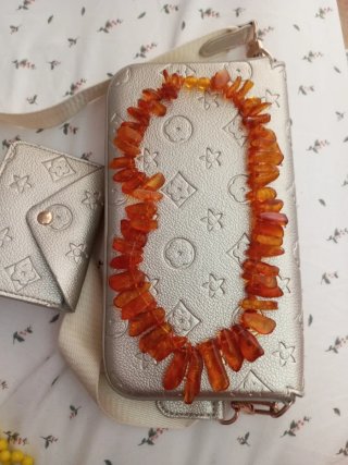 Collar antiguo ámbar naranja