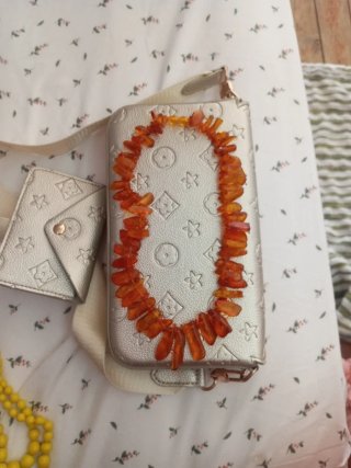 Collar antiguo ámbar naranja