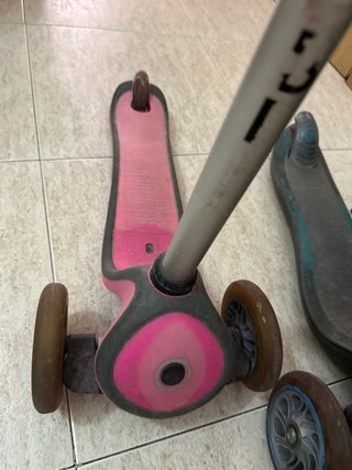 2 Patinetes Infantiles 3 Ruedas + 2 Cascos