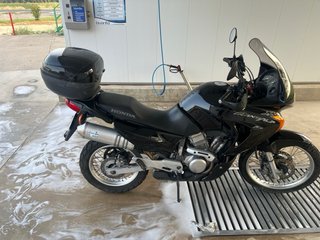 Honda Transalp XL650V Negra