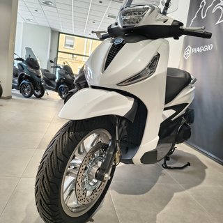 PIAGGIO BEVERLY 400 NUEVA