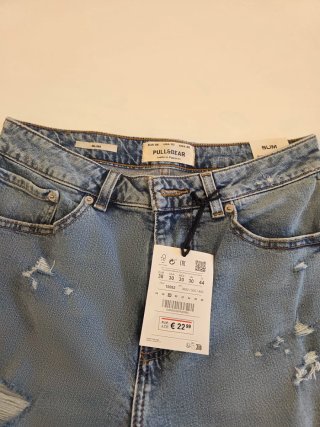 Pull&Bear Vaqueros Slim Desgastados Talla M