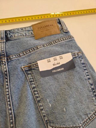Pull&Bear Vaqueros Slim Desgastados Talla M